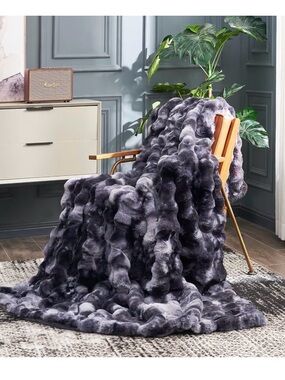 Faux Fur Throw Blanket - Black Tie Dye